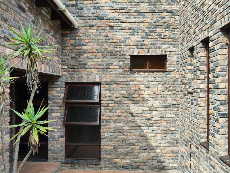 5 Bedroom Property for Sale in Oatlands North Eastern Cape